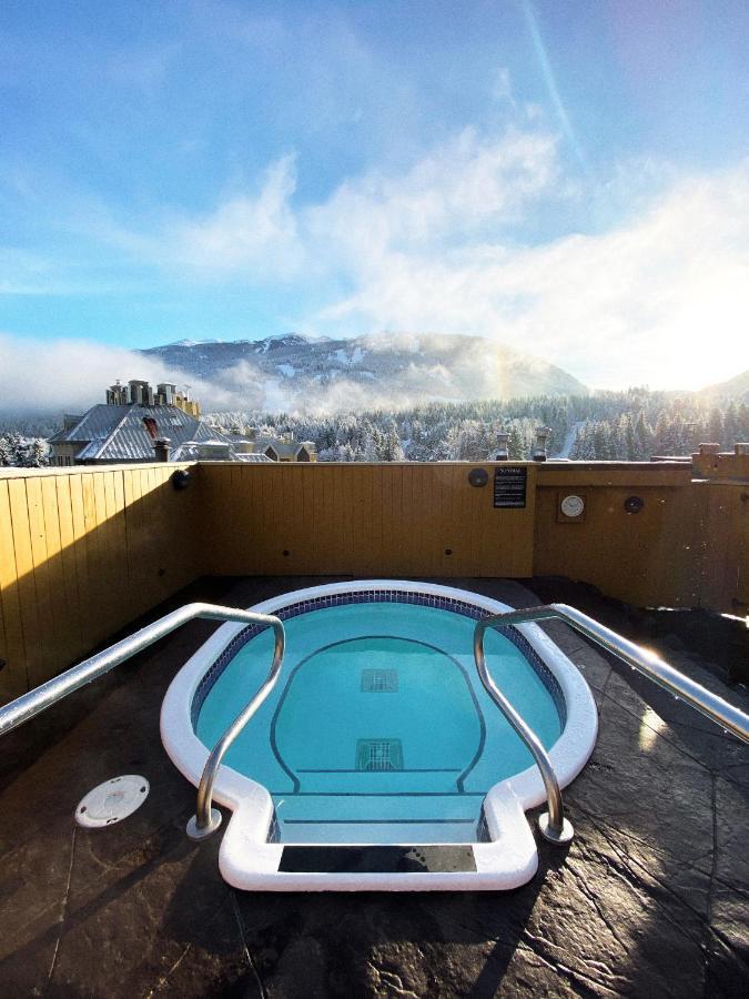 Sundial Hotel Whistler Exterior photo